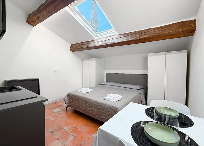 Διαμέρισμα Attico D'autore In Piazza Con Vista Ghirlandina